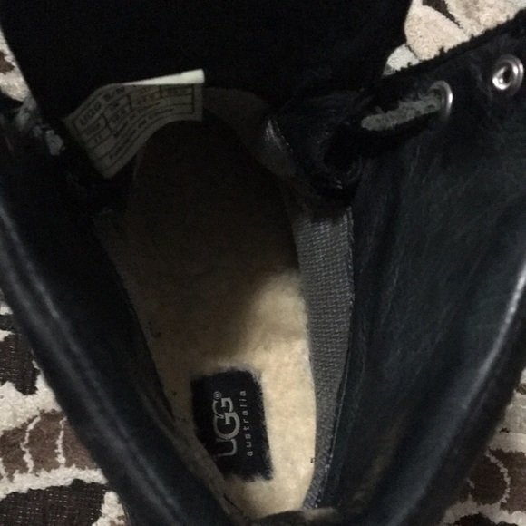 🛍HP🛍. Men’s Ugg Boots. - Picture 4 of 15